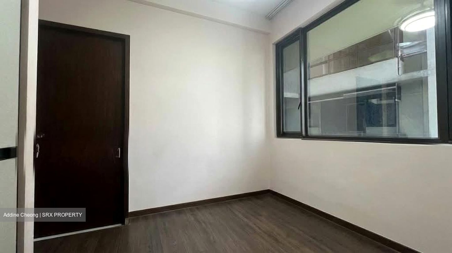 d'Nest (D18), Condominium #580648611